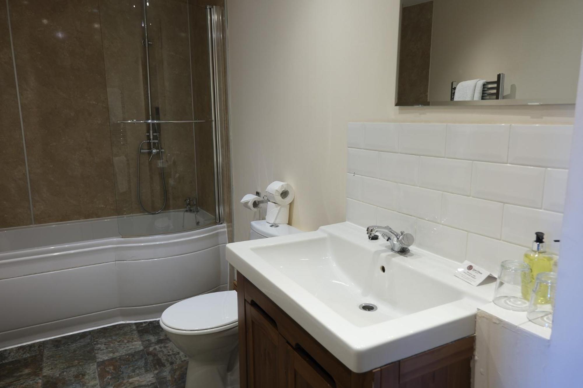 The Glen Mhor Apartments Инвернесс Экстерьер фото